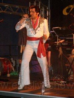 phoca_thumb_l_elvis1.jpg